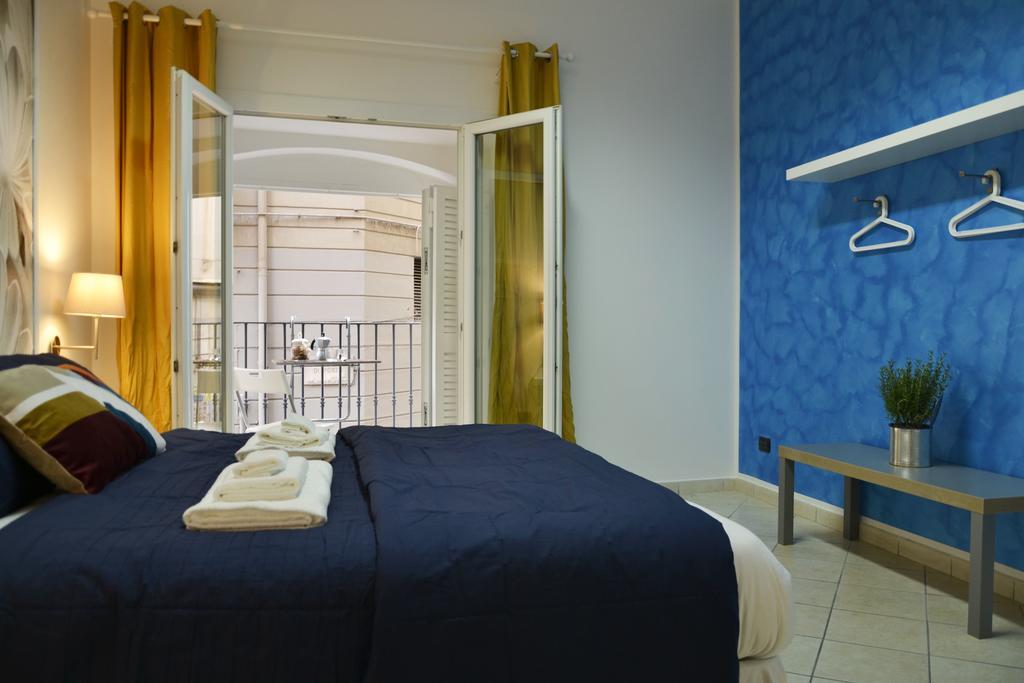 Sedile Di Porto Naples